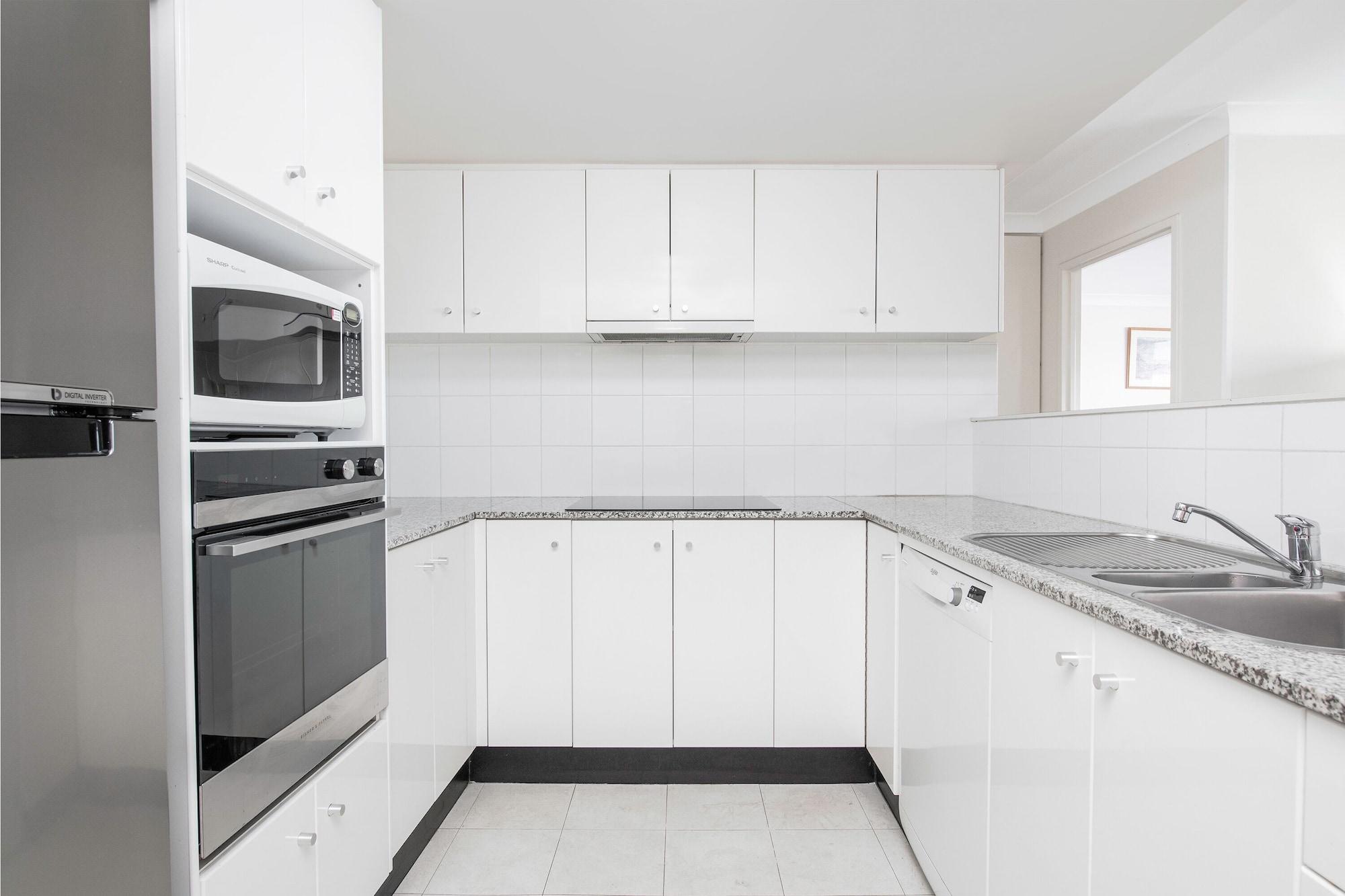 Breakfree Capital Tower Apartments Camberra Exterior foto