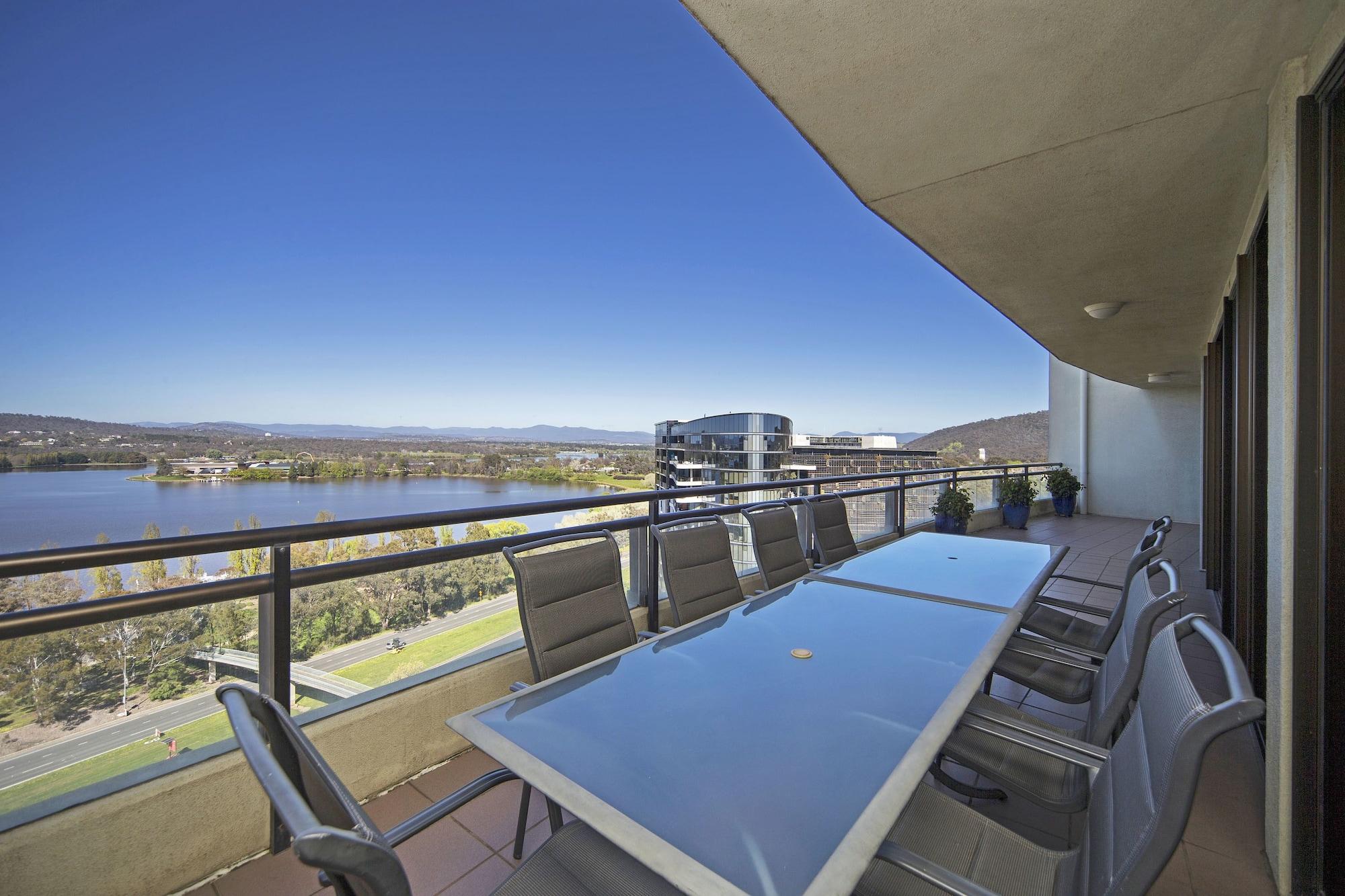 Breakfree Capital Tower Apartments Camberra Exterior foto